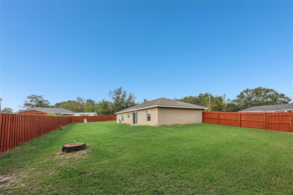 For Sale: $285,000 (3 beds, 2 baths, 1352 Square Feet)