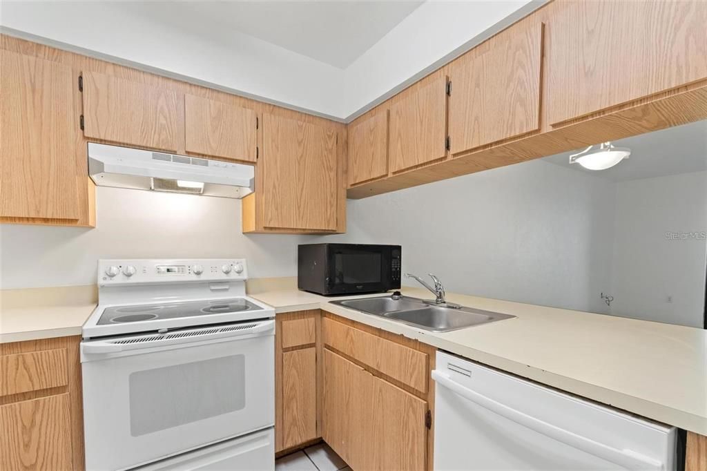 For Rent: $1,500 (2 beds, 2 baths, 1088 Square Feet)