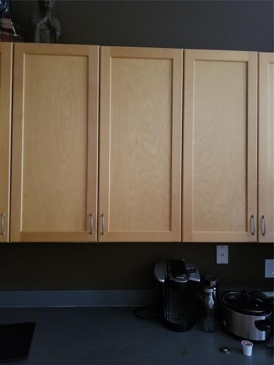 For Rent: $3,099 (4 beds, 3 baths, 2693 Square Feet)