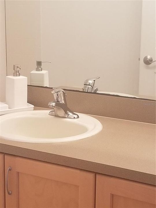 For Rent: $3,099 (4 beds, 3 baths, 2693 Square Feet)