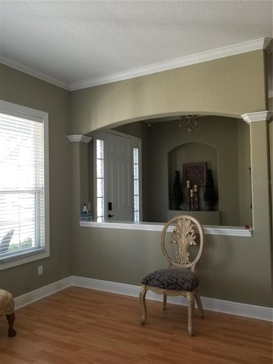 For Rent: $3,099 (4 beds, 3 baths, 2693 Square Feet)