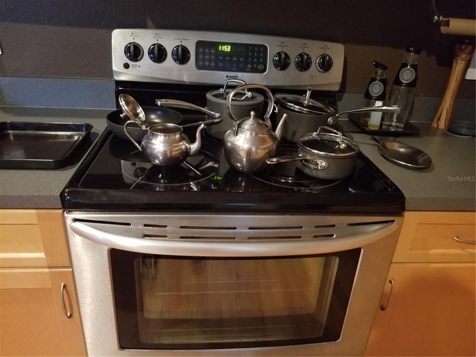 For Rent: $3,099 (4 beds, 3 baths, 2693 Square Feet)