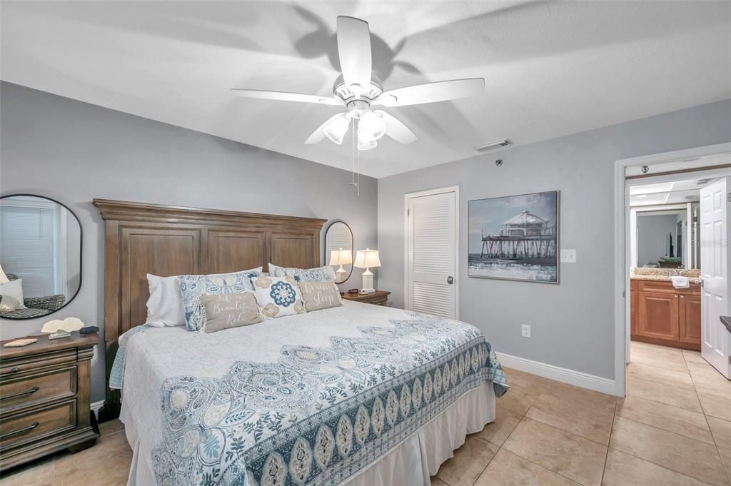 На продажу: $1,149,000 (3 спален, 3 ванн, 1450 Квадратных фут)