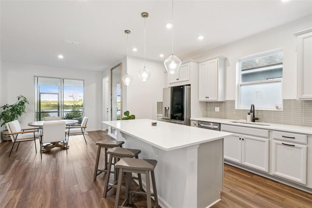 待售: $670,000 (4 贝兹, 2 浴室, 2861 平方英尺)