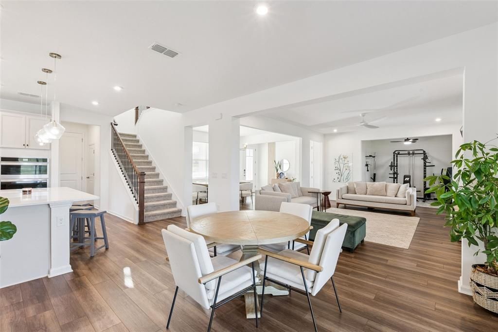 待售: $670,000 (4 贝兹, 2 浴室, 2861 平方英尺)