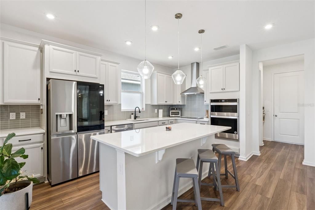 待售: $670,000 (4 贝兹, 2 浴室, 2861 平方英尺)