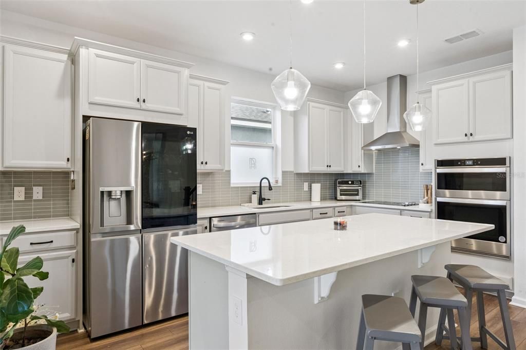 待售: $670,000 (4 贝兹, 2 浴室, 2861 平方英尺)