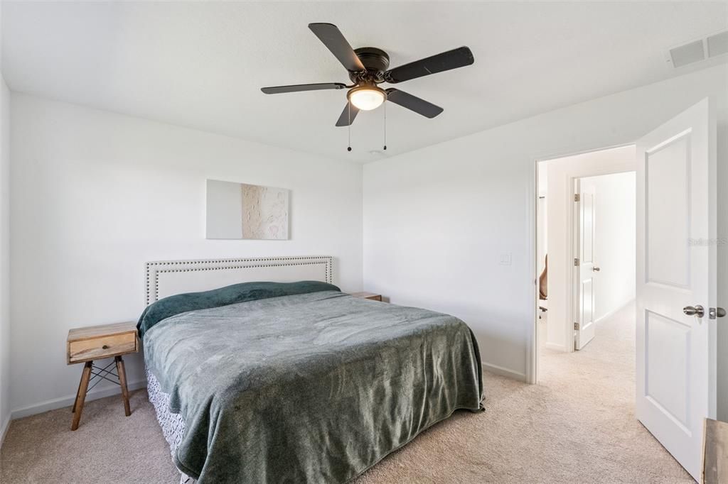 待售: $670,000 (4 贝兹, 2 浴室, 2861 平方英尺)