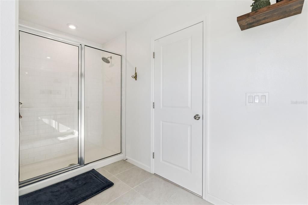 待售: $670,000 (4 贝兹, 2 浴室, 2861 平方英尺)