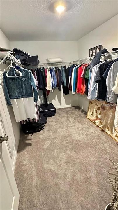 For Rent: $4,000 (4 beds, 2 baths, 2582 Square Feet)