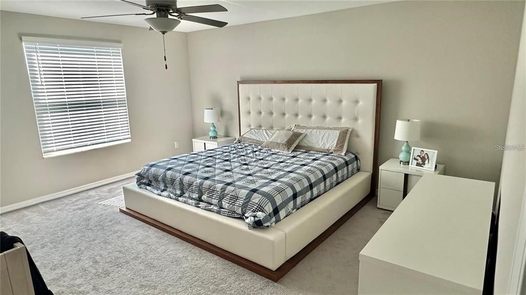 For Rent: $4,000 (4 beds, 2 baths, 2582 Square Feet)