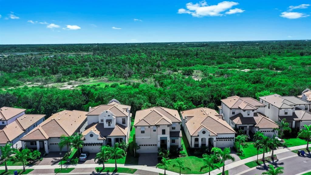 En Venta: $599,000 (3 camas, 2 baños, 2447 Pies cuadrados)