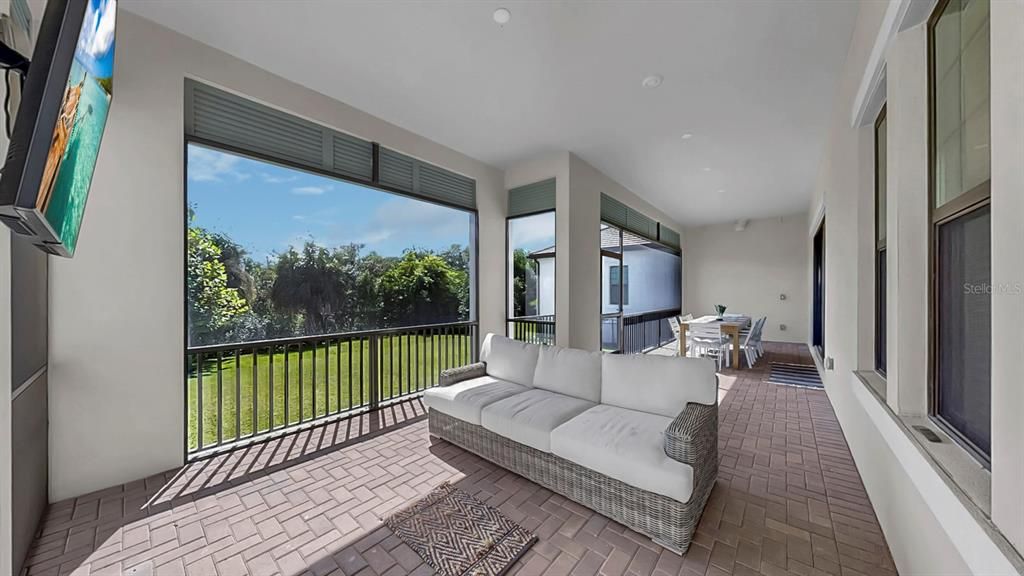 En Venta: $599,000 (3 camas, 2 baños, 2447 Pies cuadrados)