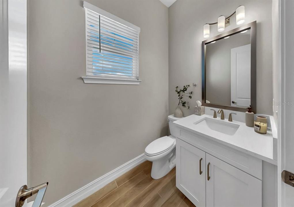 En Venta: $599,000 (3 camas, 2 baños, 2447 Pies cuadrados)