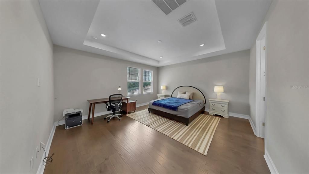 En Venta: $599,000 (3 camas, 2 baños, 2447 Pies cuadrados)