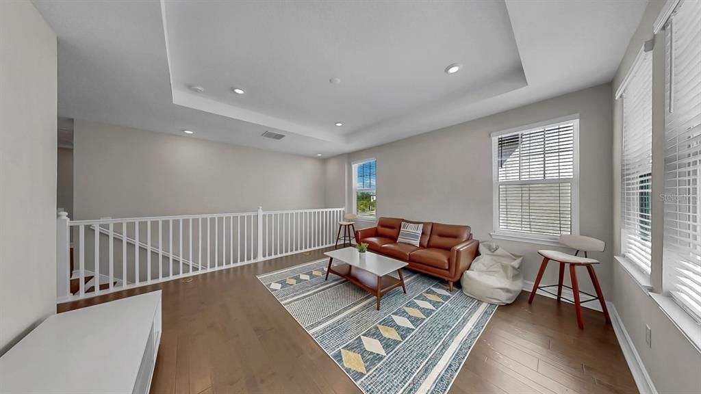 En Venta: $599,000 (3 camas, 2 baños, 2447 Pies cuadrados)