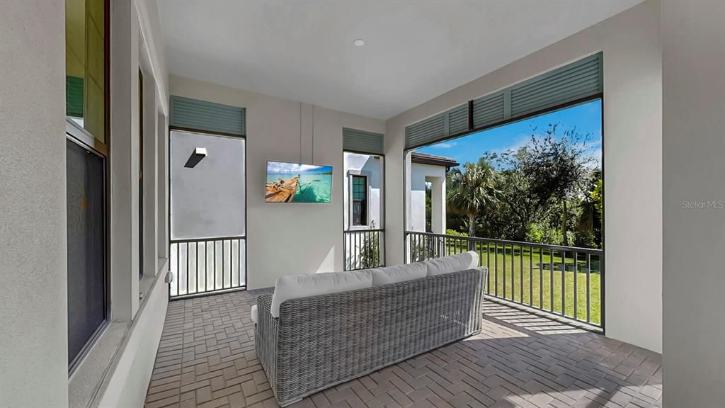 En Venta: $599,000 (3 camas, 2 baños, 2447 Pies cuadrados)