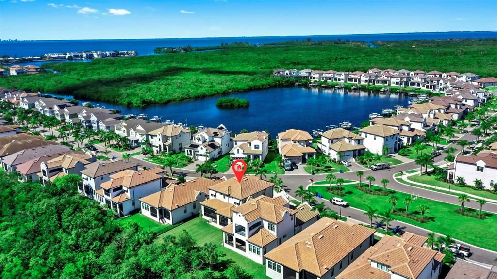 En Venta: $599,000 (3 camas, 2 baños, 2447 Pies cuadrados)