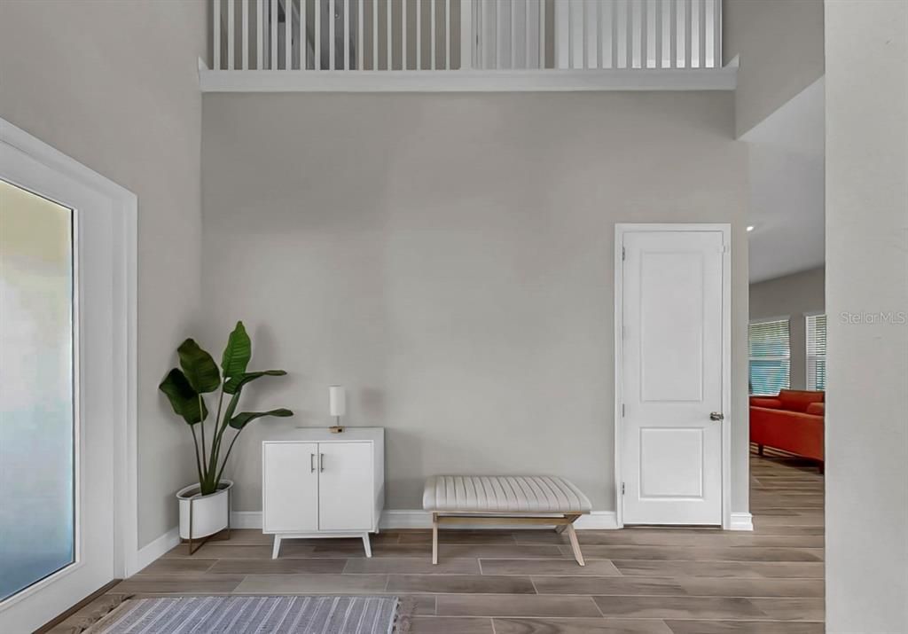 En Venta: $599,000 (3 camas, 2 baños, 2447 Pies cuadrados)