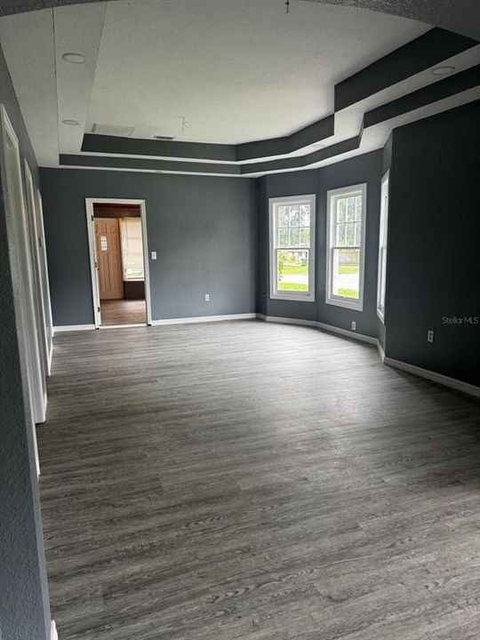 Activo con contrato: $185,000 (3 camas, 1 baños, 1244 Pies cuadrados)