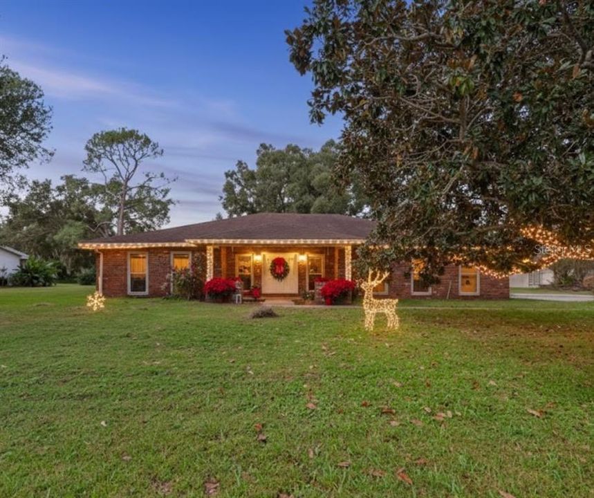 Recently Sold: $240,000 (2 beds, 2 baths, 2394 Square Feet)