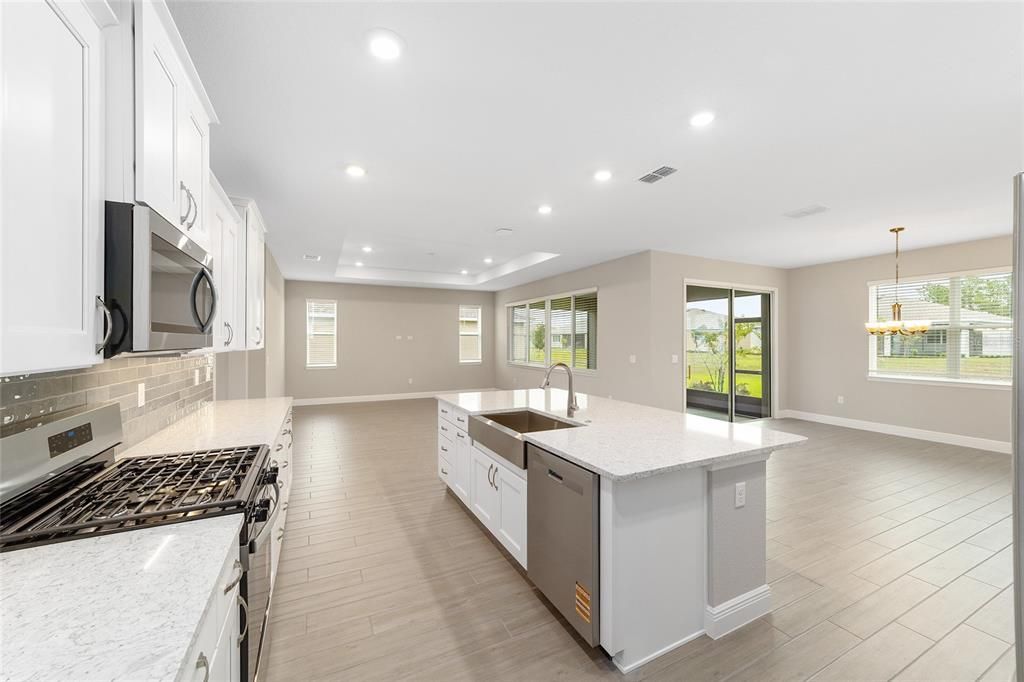 Active With Contract: $379,000 (2 beds, 2 baths, 2142 Square Feet)