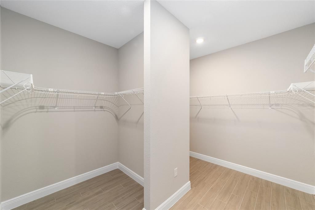 Active With Contract: $379,000 (2 beds, 2 baths, 2142 Square Feet)