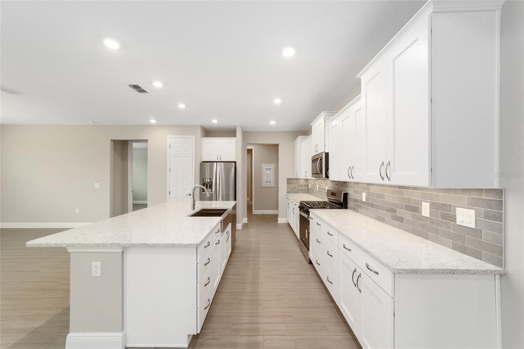 Active With Contract: $379,000 (2 beds, 2 baths, 2142 Square Feet)