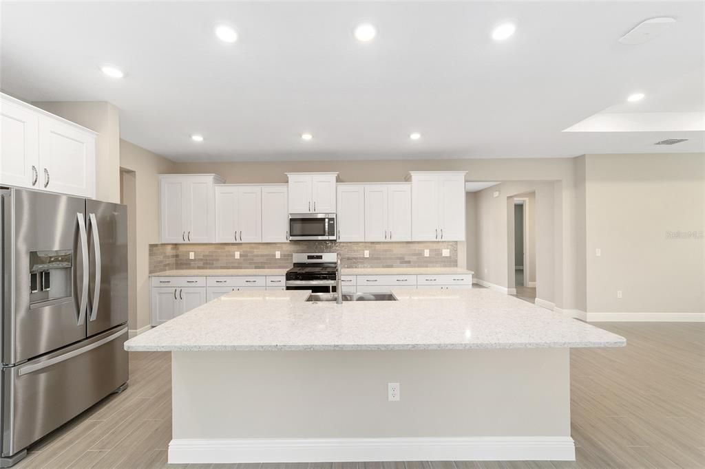 Active With Contract: $379,000 (2 beds, 2 baths, 2142 Square Feet)