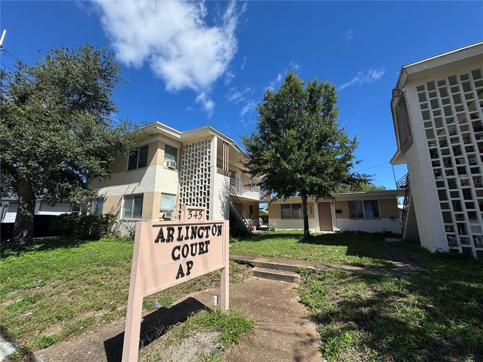 For Sale: $1,300,000 (15 beds, 0 baths, 4560 Square Feet)