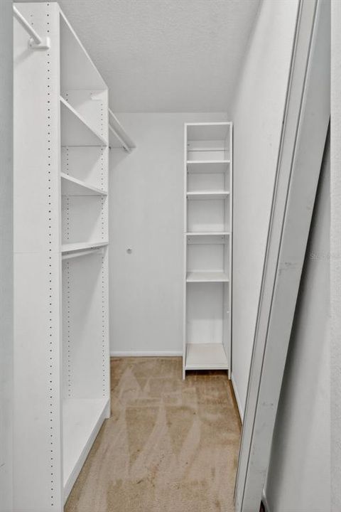 待售: $220,000 (2 贝兹, 2 浴室, 1048 平方英尺)