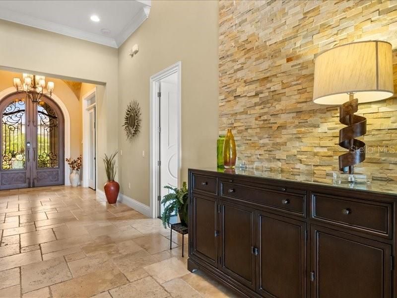 待售: $2,199,000 (6 贝兹, 6 浴室, 5955 平方英尺)