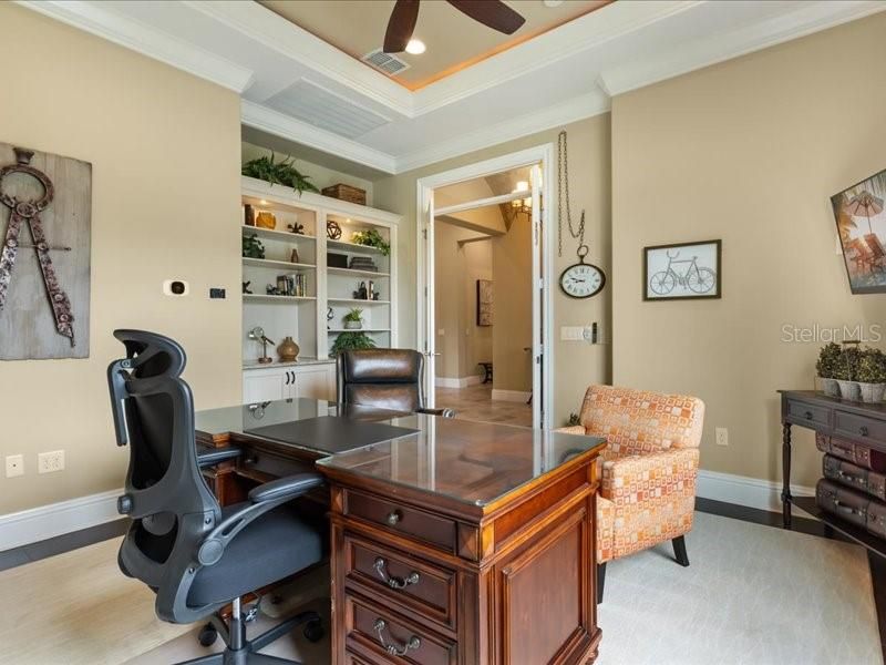 待售: $2,199,000 (6 贝兹, 6 浴室, 5955 平方英尺)