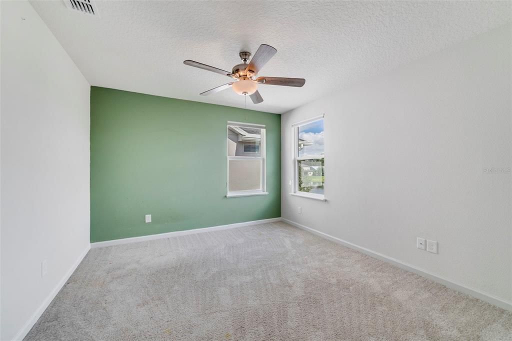 待售: $465,000 (4 贝兹, 3 浴室, 2096 平方英尺)