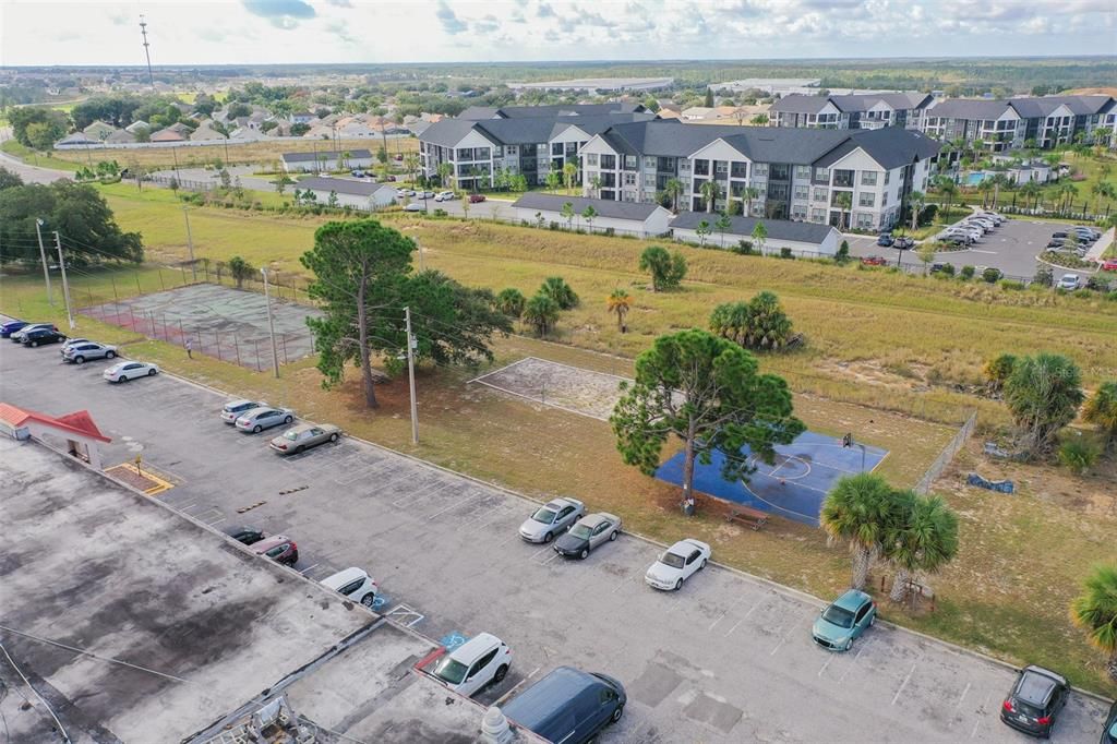 待售: $78,000 (1 贝兹, 1 浴室, 300 平方英尺)