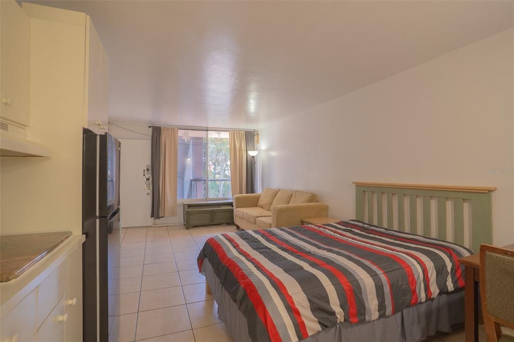 待售: $78,000 (1 贝兹, 1 浴室, 300 平方英尺)