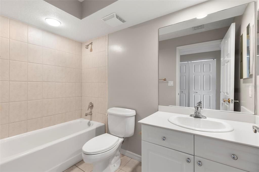 For Sale: $1,395,000 (2 beds, 2 baths, 1821 Square Feet)