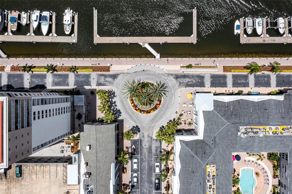 For Sale: $1,395,000 (2 beds, 2 baths, 1821 Square Feet)