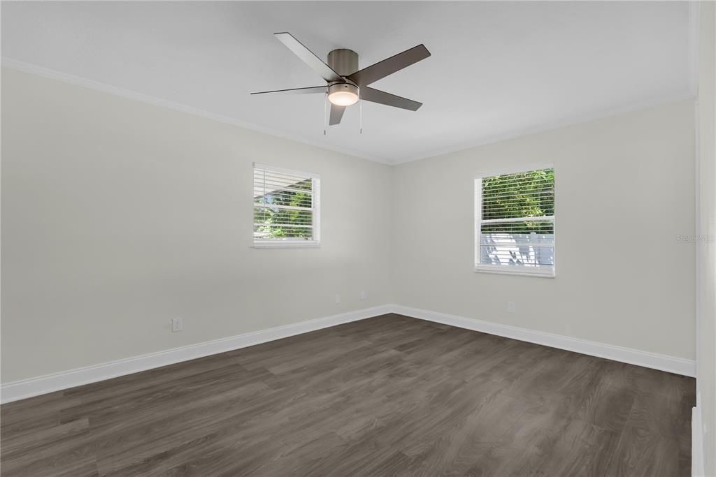 For Rent: $2,600 (3 beds, 2 baths, 1692 Square Feet)