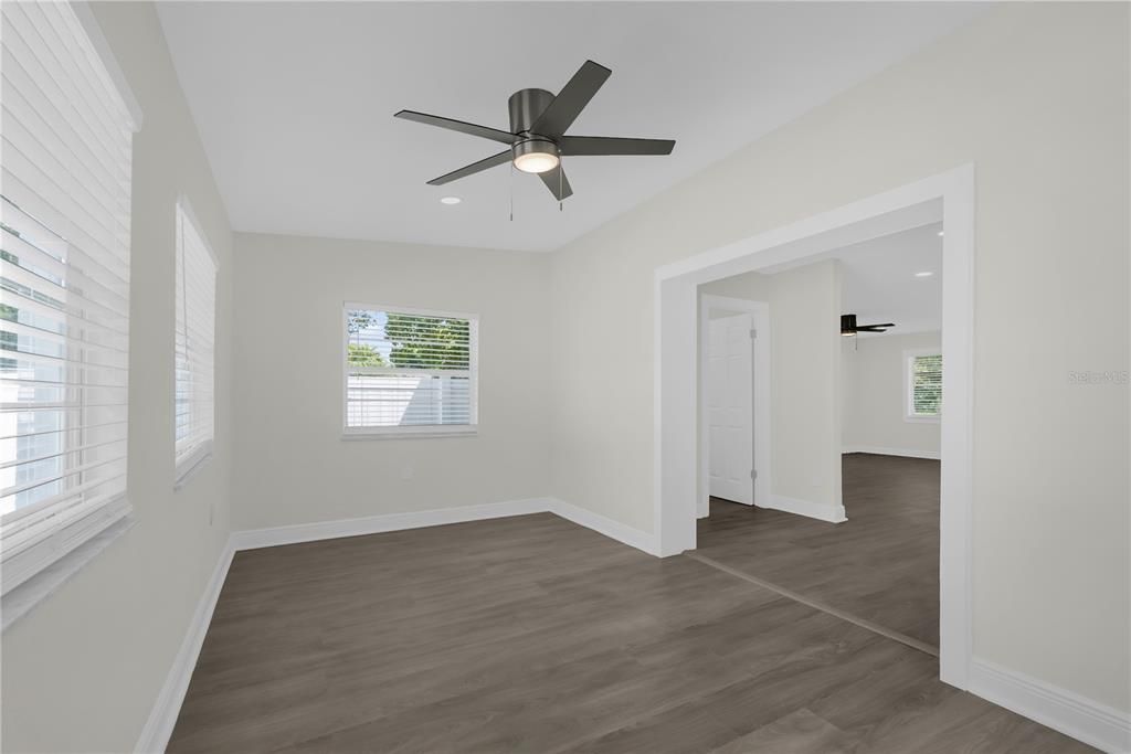 For Rent: $2,600 (3 beds, 2 baths, 1692 Square Feet)