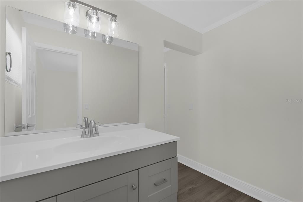 For Rent: $2,600 (3 beds, 2 baths, 1692 Square Feet)