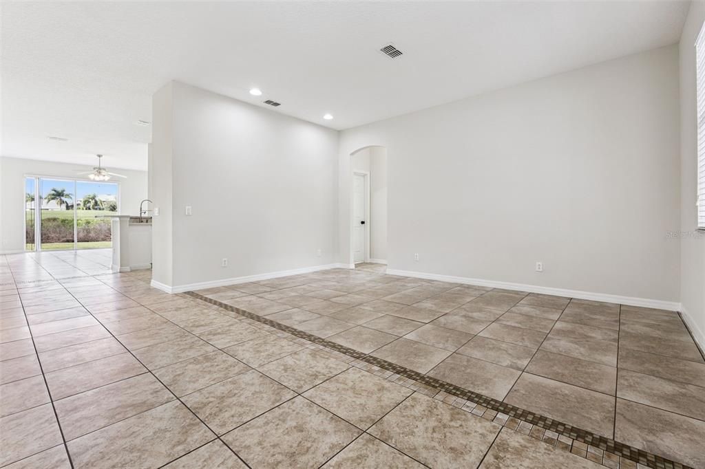 Active With Contract: $545,000 (4 beds, 3 baths, 1986 Square Feet)