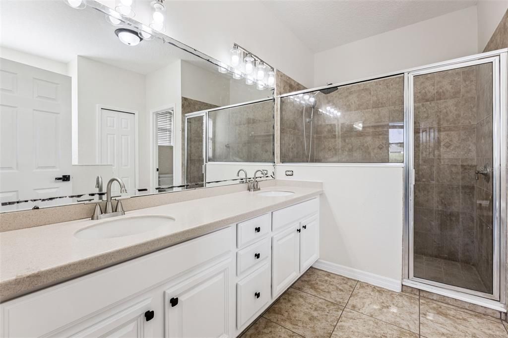 Active With Contract: $545,000 (4 beds, 3 baths, 1986 Square Feet)