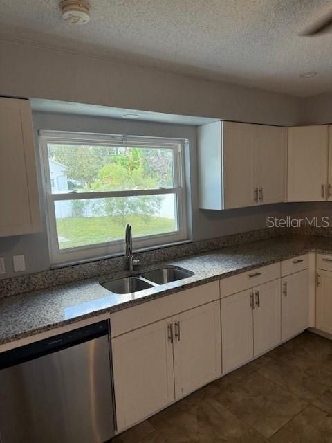 В аренду: $1,900 (3 спален, 2 ванн, 1208 Квадратных фут)