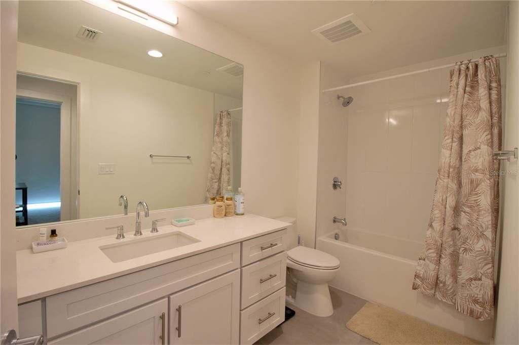 For Rent: $7,800 (3 beds, 3 baths, 2440 Square Feet)