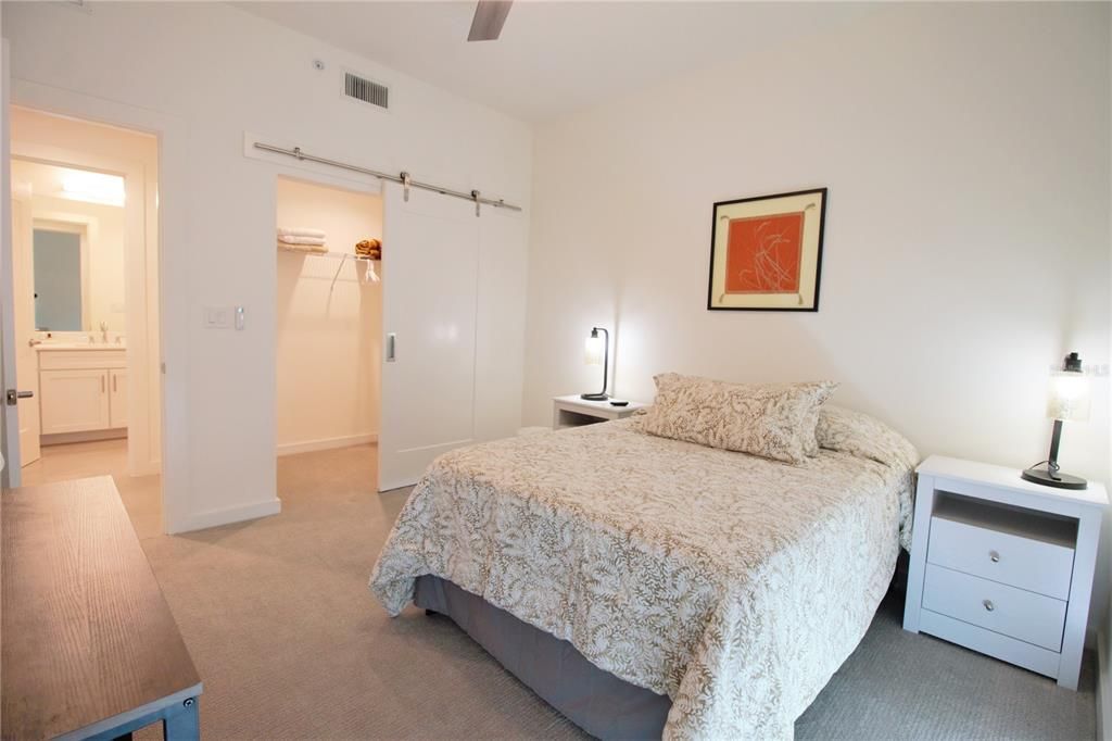 For Rent: $7,800 (3 beds, 3 baths, 2440 Square Feet)