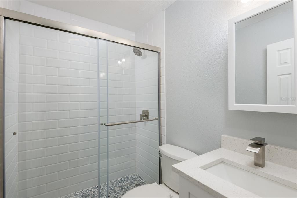 待售: $599,000 (4 贝兹, 0 浴室, 1352 平方英尺)