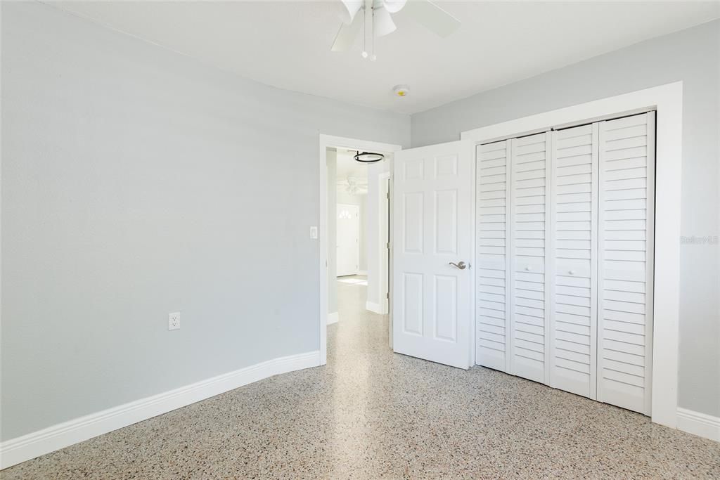 待售: $599,000 (4 贝兹, 0 浴室, 1352 平方英尺)