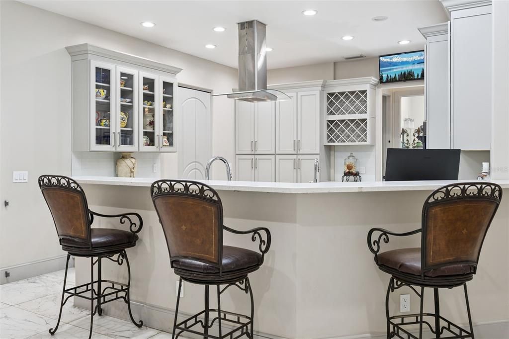 For Sale: $2,500,000 (4 beds, 4 baths, 5092 Square Feet)