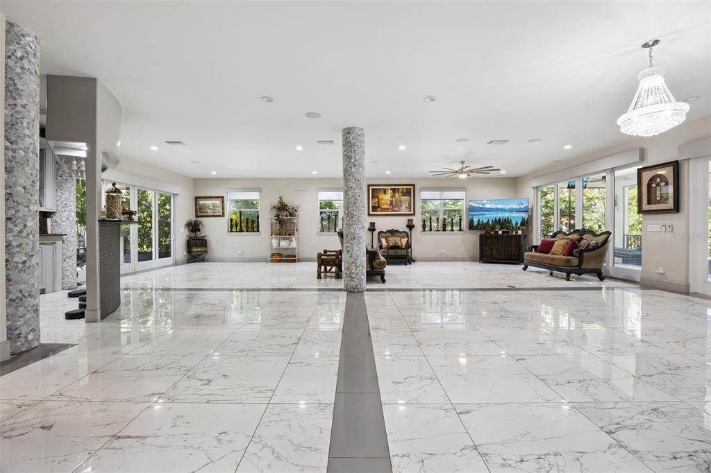 For Sale: $2,500,000 (4 beds, 4 baths, 5092 Square Feet)